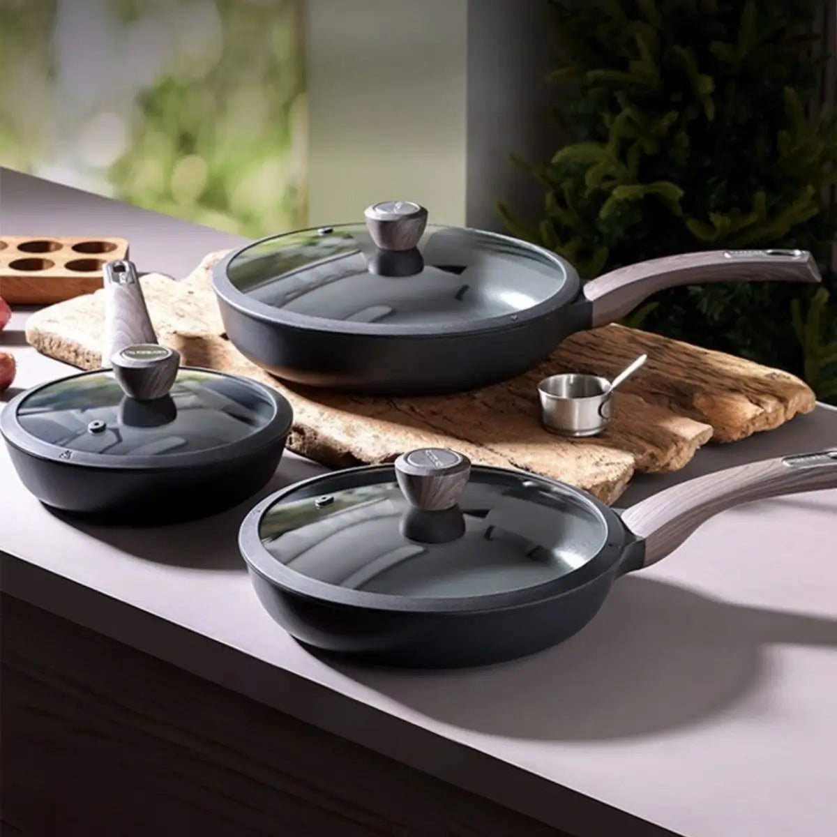 FlatBase Precision Frying Pan