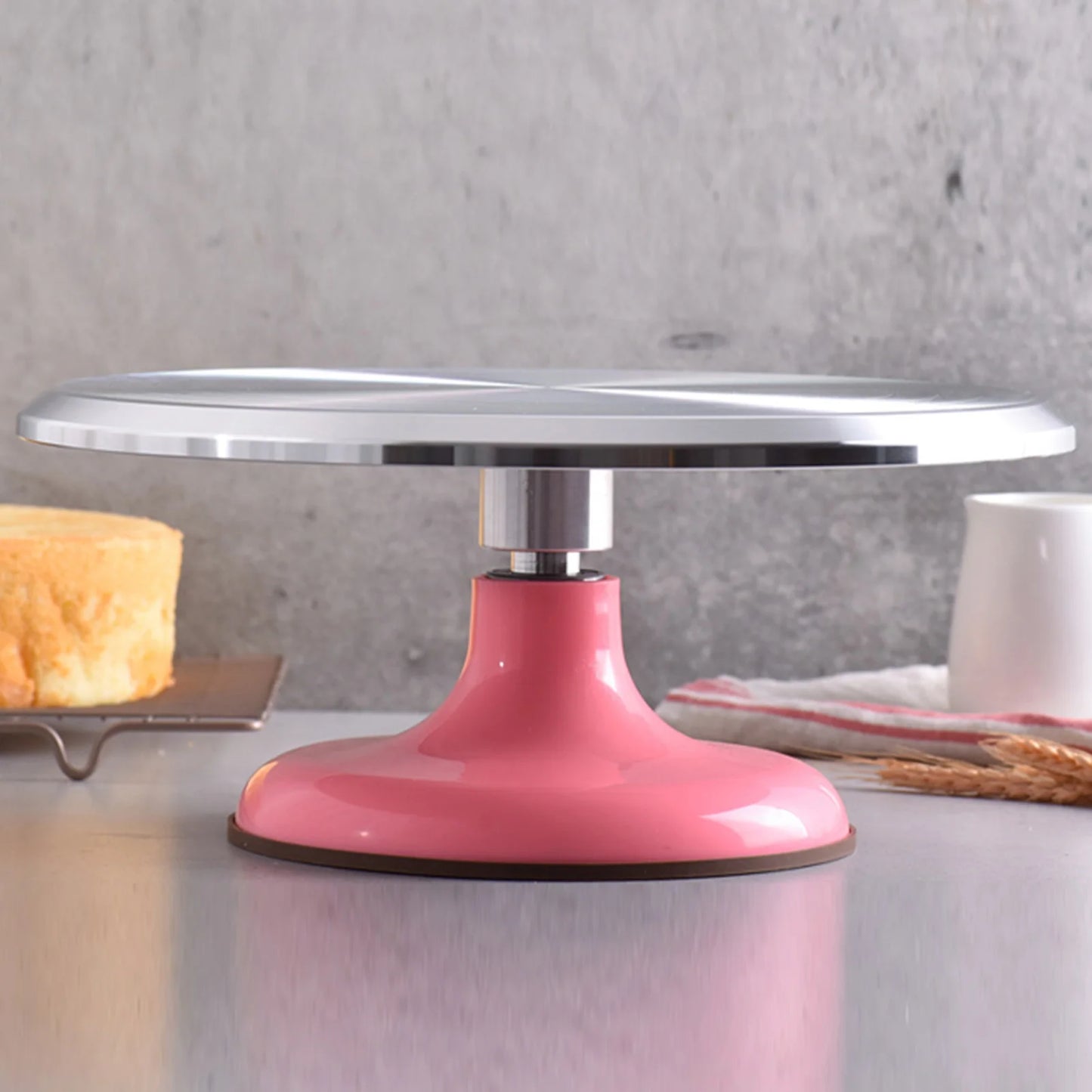 Revolving Cake Decorating Stand