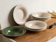 Complete stackable ceramic pan set with removable handle