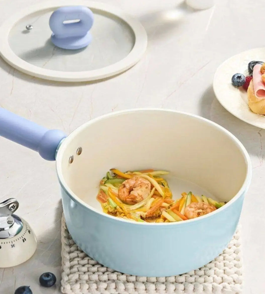 Small shrimp and vegetable meal in the Little Blue Ceramic Pot