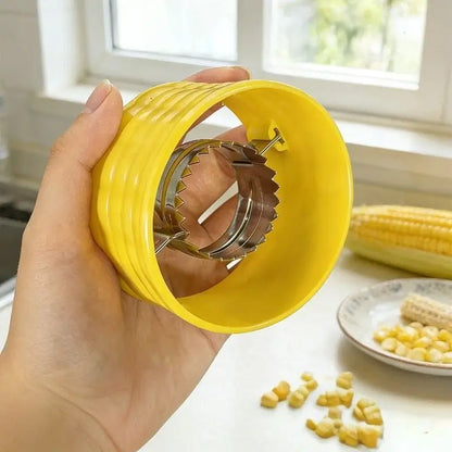 Close view of the circular serrated cutting ring